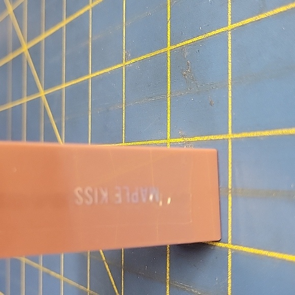 Prolux Cosmetics MLSmile Matte  Lipgloss B01 Maple Kiss New Sealed Tube - Picture 4 of 6